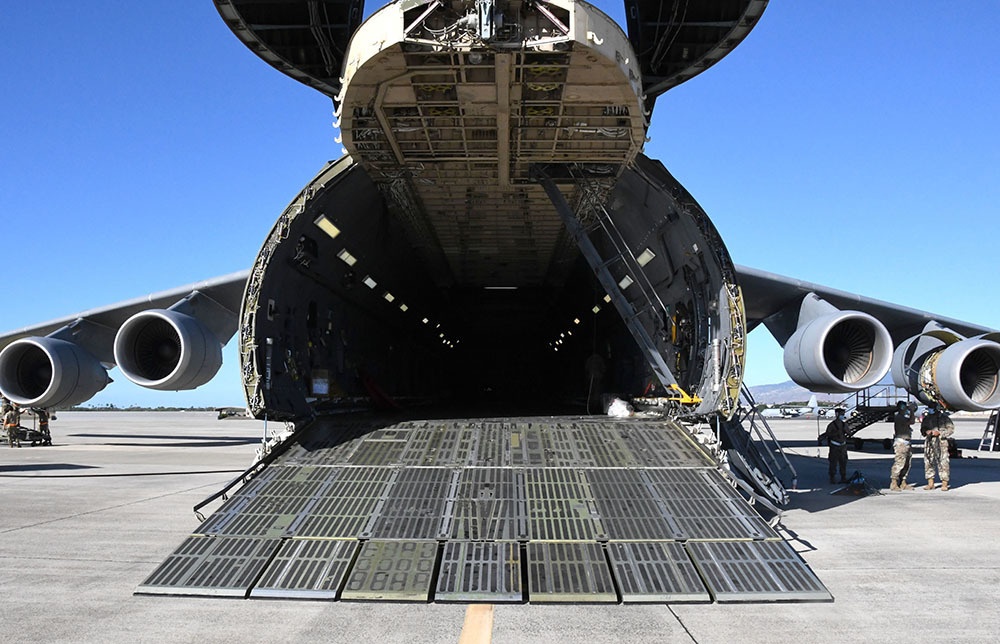 C-5 Galaxy Ground Trainer at JBPHH