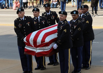 Beacon of Hope: US Soldier deploys, returns home. . .71 years later