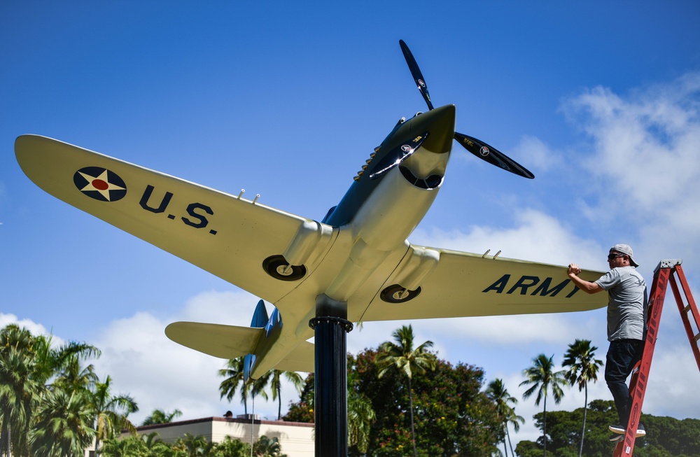 New heritage statics &quot;lands&quot; at 15th Wing