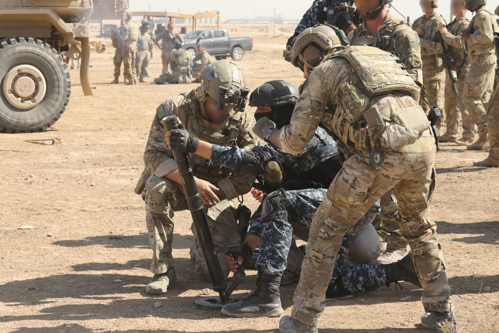 DVIDS - Images - Anti-terror Forces (HAT) attend Bradley Fighting ...