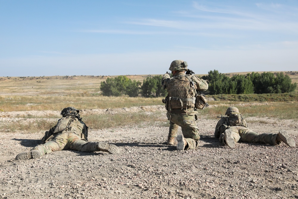 1st Battalion 8th Infantry Regiment Soldiers conduct platoon live fire exercises Sept. 24, 2021