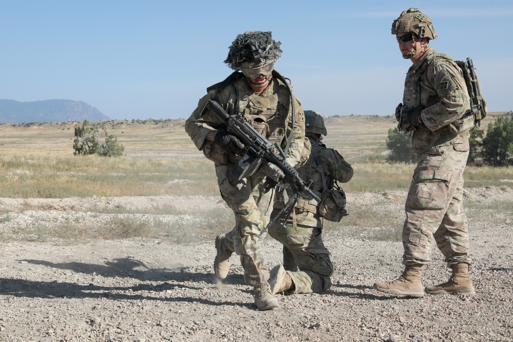 1st Battalion 8th Infantry Regiment Soldiers conduct platoon live fire exercises Sept. 24, 2021