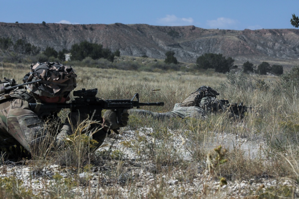 1st Battalion 8th Infantry Regiment Soldiers conduct platoon live fire exercises, Sept. 24, 2021