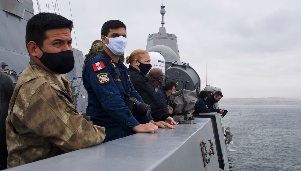 USS John P. Murtha (LPD 26) Observes UNITAS Evolutions