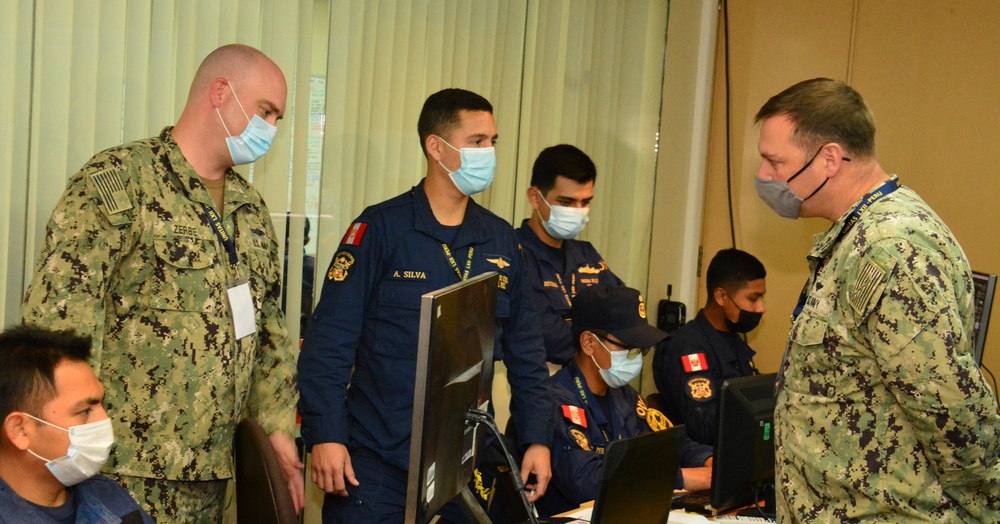 Multinational forces in the &quot;white cell&quot; coordinating the operational picture