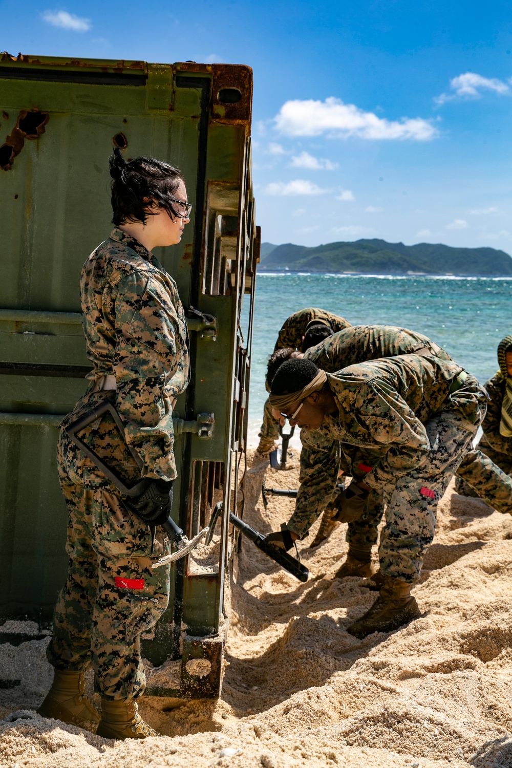 Marines with 3d LSB conduct post-exercise HST