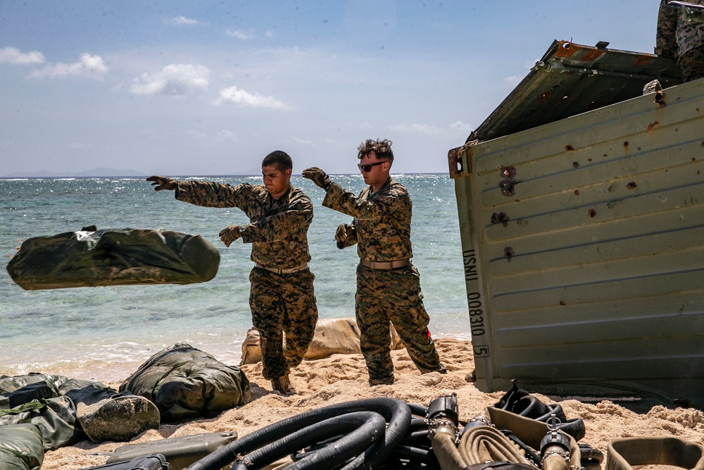 Marines with 3d LSB conduct post-exercise HST