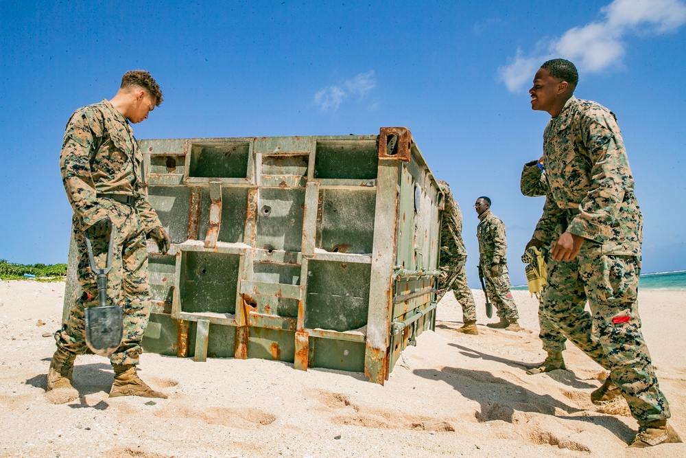 Marines with 3d LSB conduct post-exercise HST