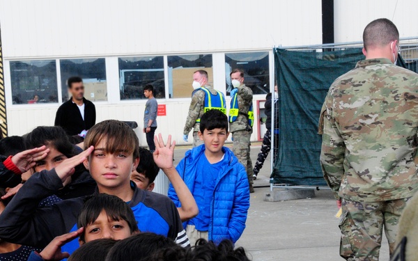41st FAB Soldiers bring smiles to Afghan children
