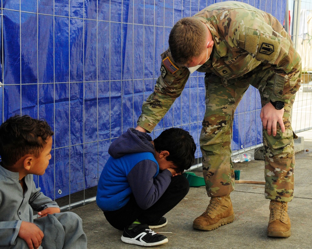 41st FAB Soldiers bring smiles to Afghan children
