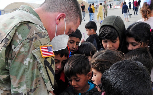 41st FAB Soldiers bring smiles to Afghan children