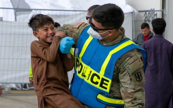 41st FAB Soldiers bring smiles to Afghan children