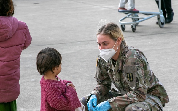 41st FAB Soldiers bring smiles to Afghan children