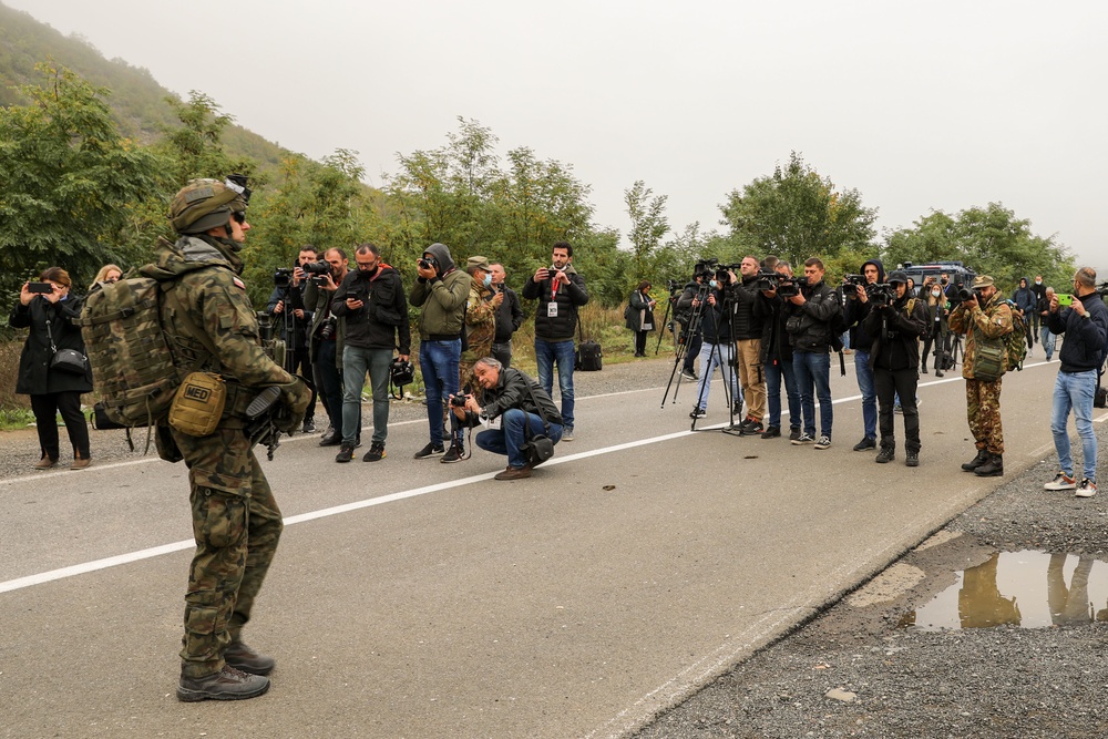 Task Force Ransom, Regional Command – East, assist in de-escalation efforts at Gate 1 in Jarinje, Kosovo