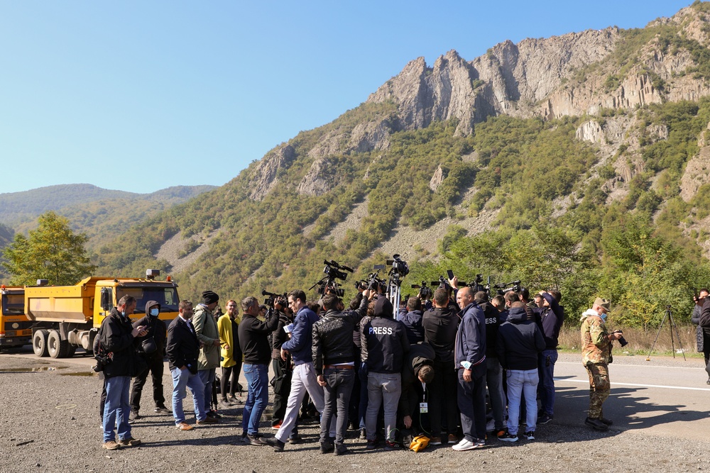 Task Force Ransom, Regional Command – East, assist in de-escalation efforts at Gate 1 in Jarinje, Kosovo