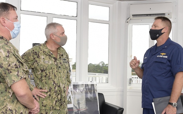 Admiral Discusses Cyber Training with CIWT Leadership