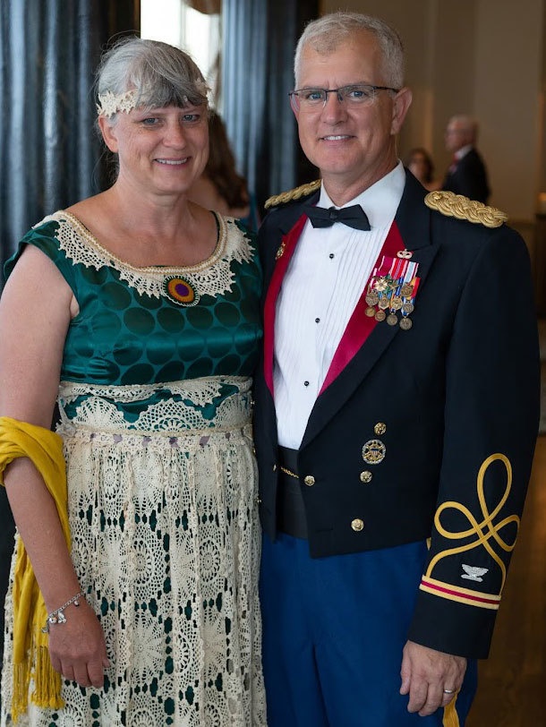 COL Carozza and wife attend NDIA dinner