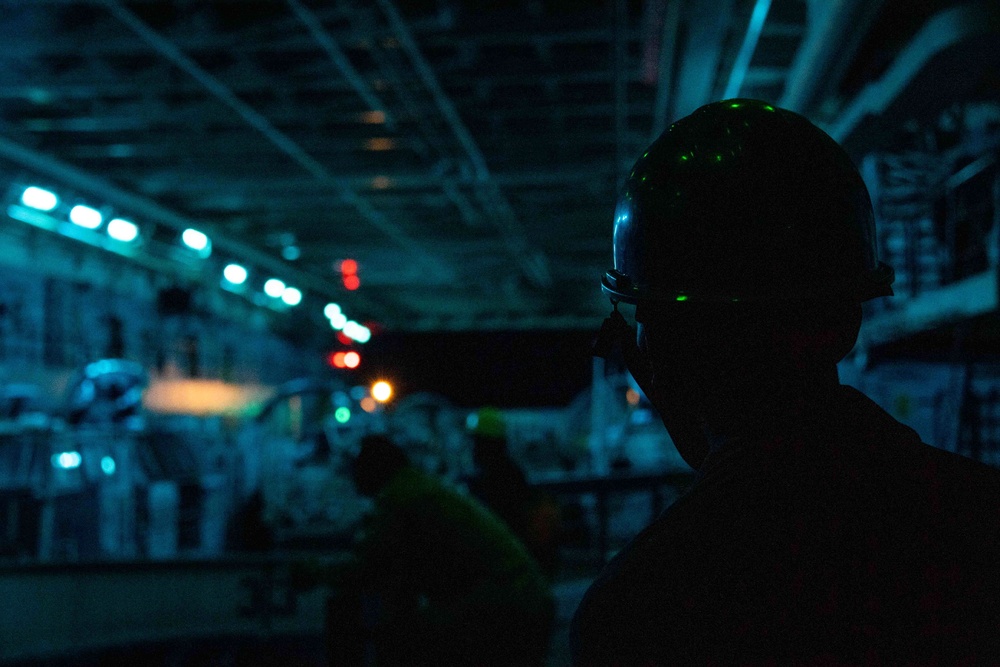 USS Portland LCAC Operations