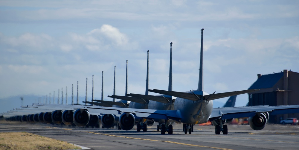 Fairchild AFB launches 20 KC-135s in minimum interval takeoff