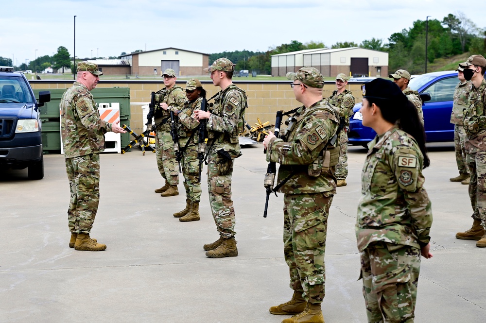 18th Air Force command chief visits LRAFB