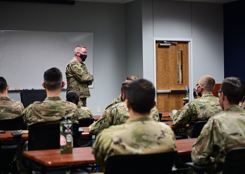 18th Air Force command chief visits LRAFB