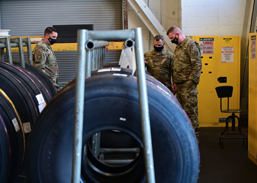 18th Air Force command chief visits LRAFB