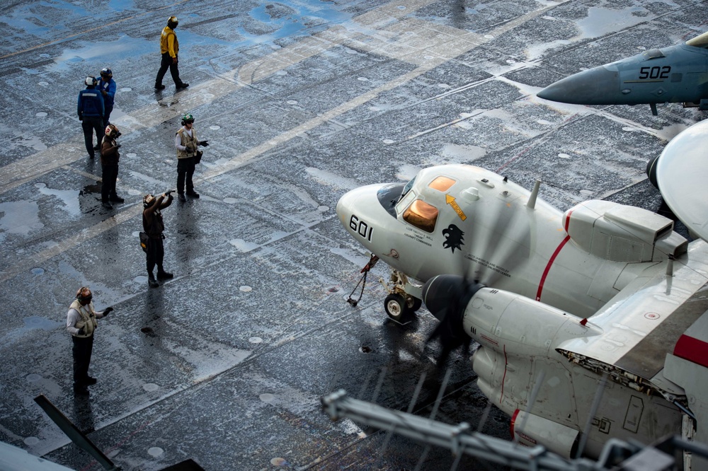 USS Carl Vinson (CVN70) Conducts Flight Operations