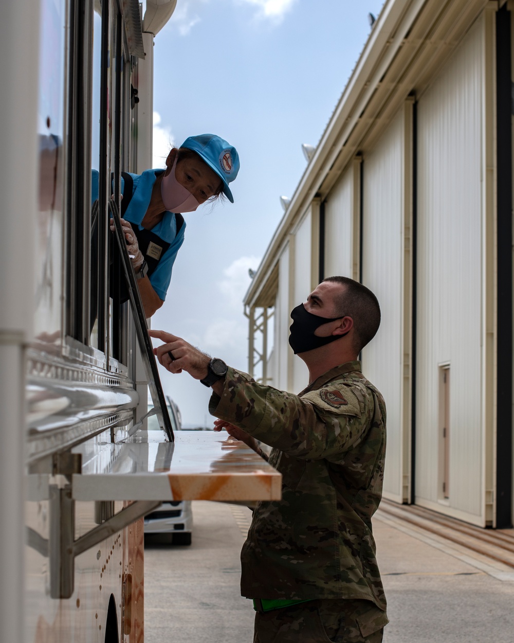 Maintainers cool off with Oki Scoops