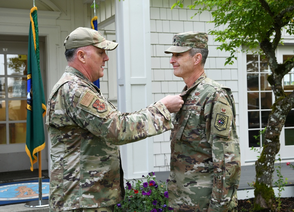 Washington ANG Headquarters Airman recognized for COVID-19 Operations Support