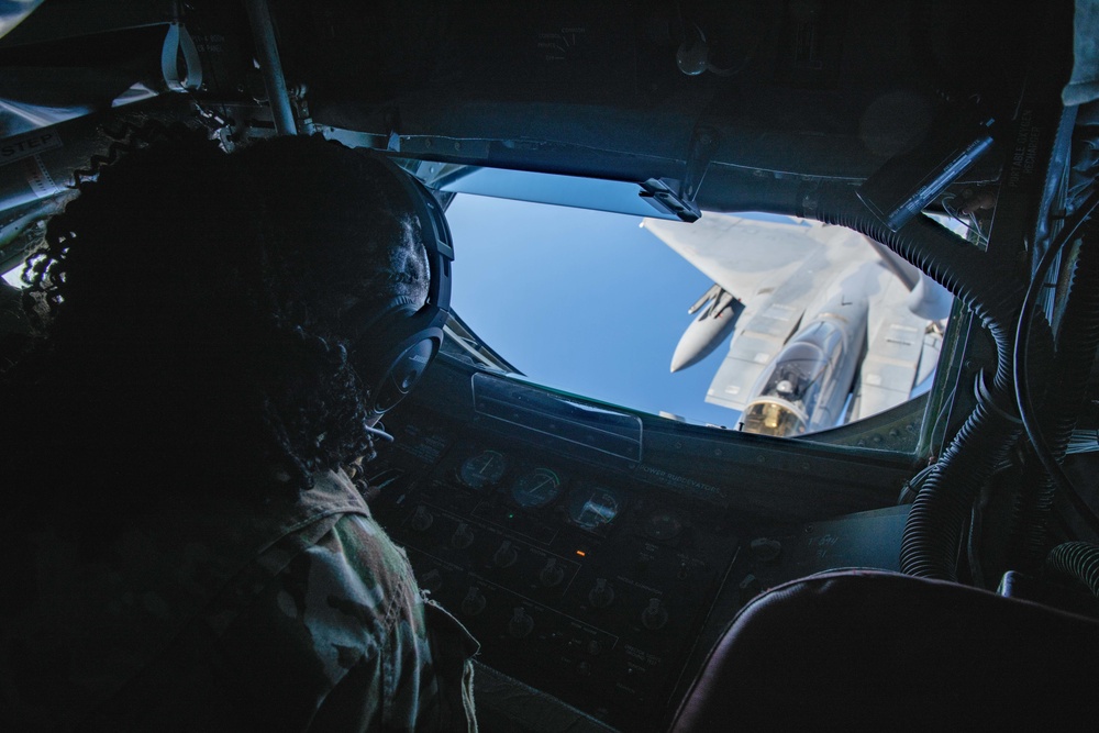 909th Air Refueling Squadron refuels 67th Fighter Squadron F-15C Eagles