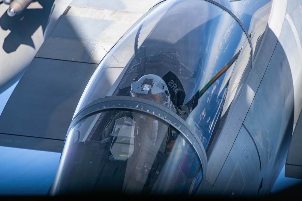 909th Air Refueling Squadron refuels 67th Fighter Squadron F-15C Eagles