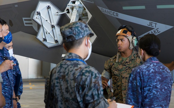 VMFA-242 trains Izumo Personnel on F-35 Pilot Recovery Procedures
