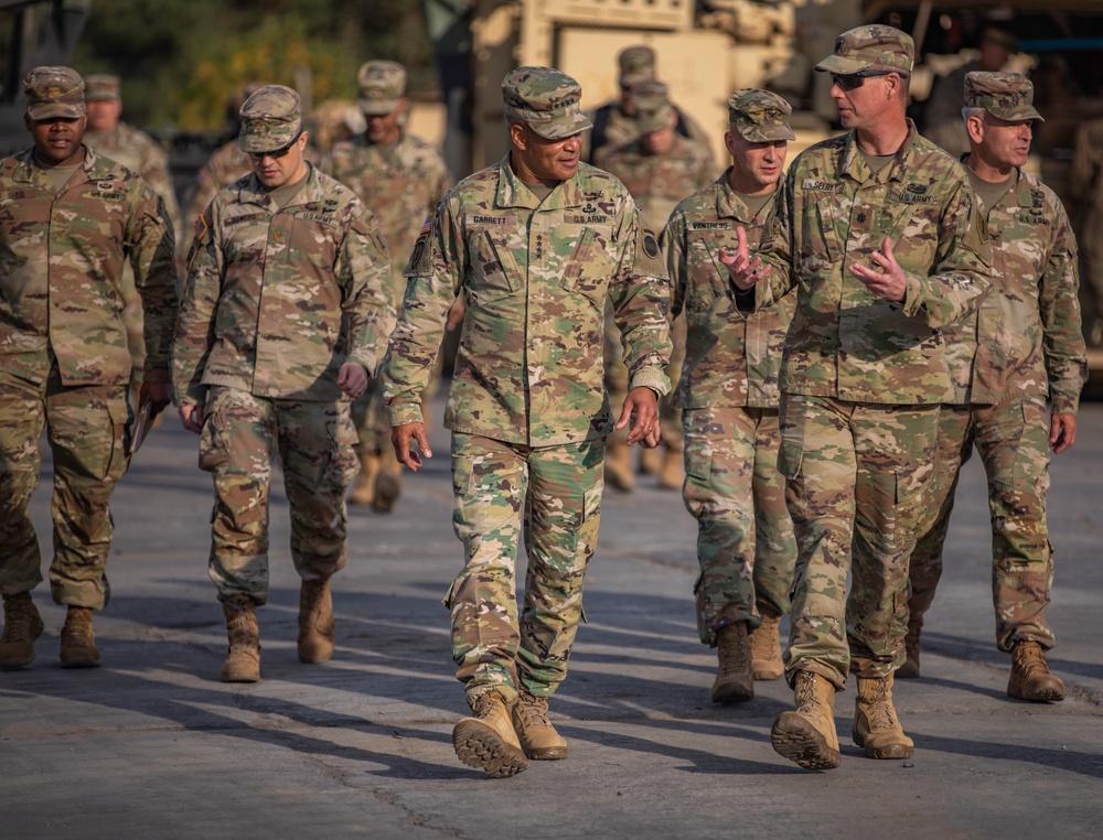 FORSCOM Commander visits 2-34 Armored Regiment in Poland