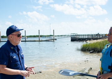 Coast Guard Auxiliary urges paddle craft safety Columbus Day Weekend