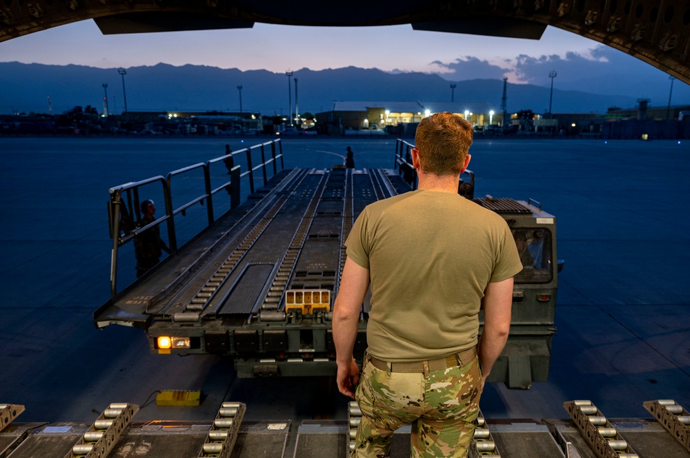 816th EAS Det. 1 Supports Resolute Support Mission