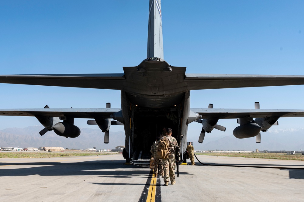 779th EAS Transports DOD Personnel in Support of Resolute Support Mission