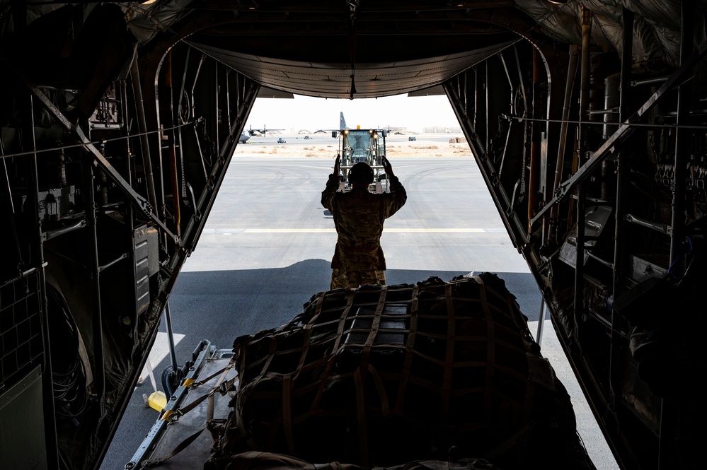 779th EAS Transports DOD Personnel in Support of Resolute Support Mission