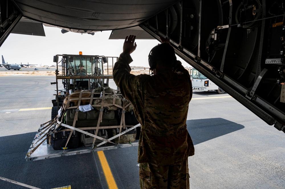 779th EAS Transports DOD Personnel in Support of Resolute Support Mission