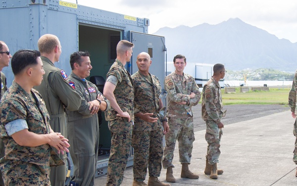 1st MAW Commanding General Visit of Marine Corps Base Hawaii