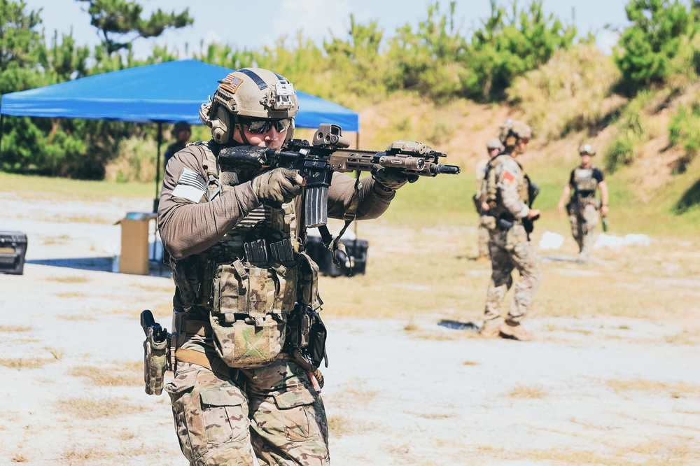 1st SFG (A) Soldiers prepare for SFARTAETC during combat marksmanship training