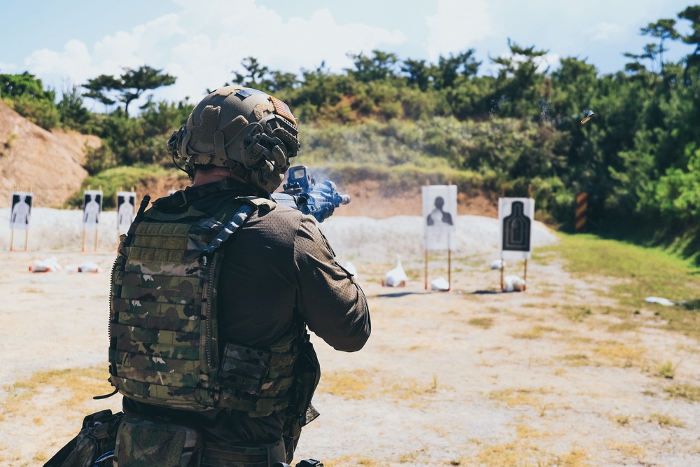 1st SFG (A) Soldiers prepare for SFARTAETC during combat marksmanship training