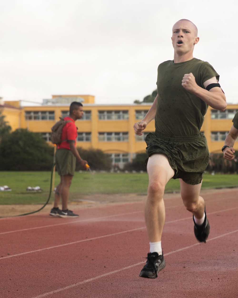 Delta Company 4x400m run