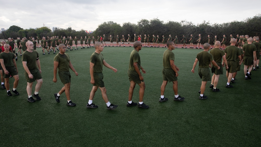 Delta Company 4x400m run
