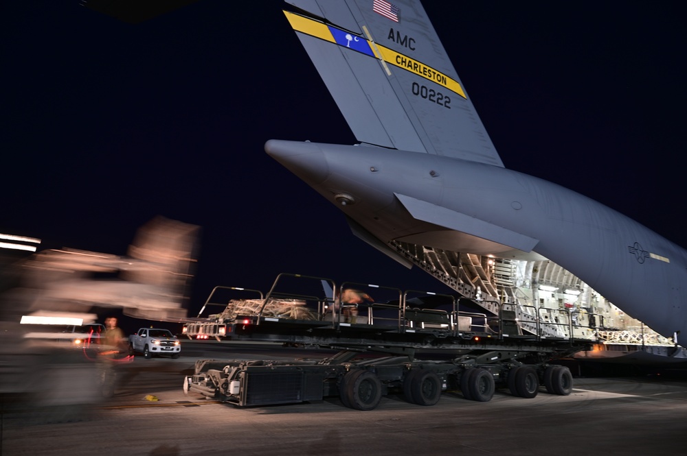 816th EAS moves cargo throughout AFCENT