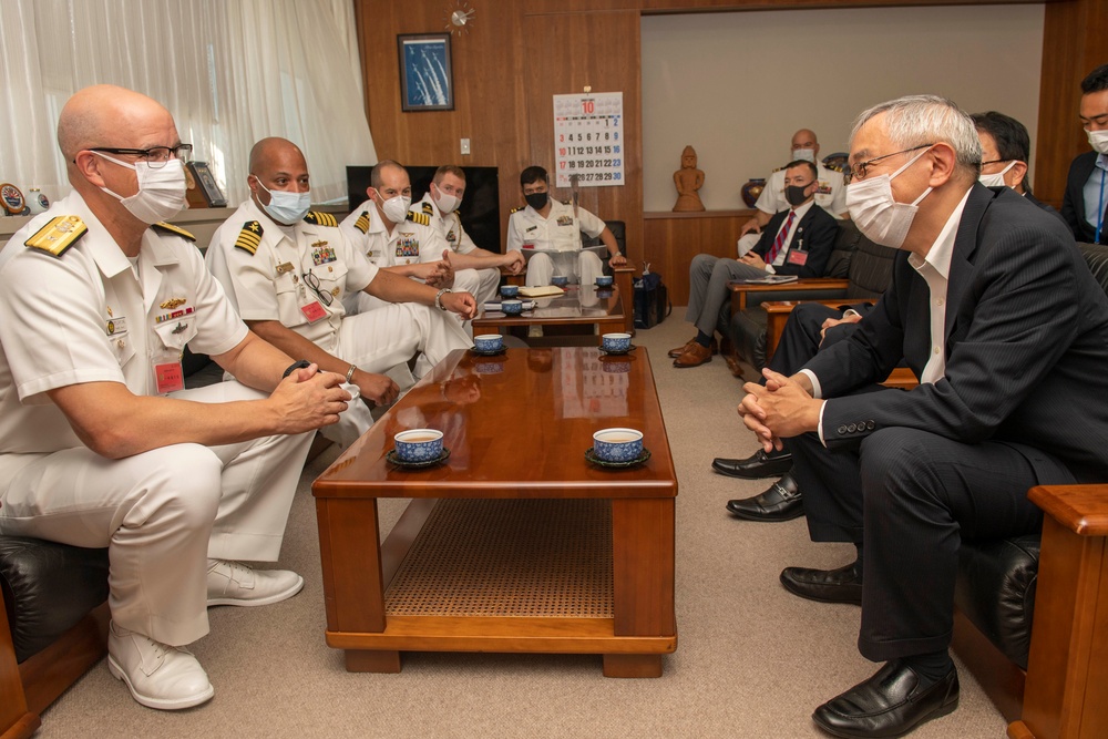 CNFJ visits Japan Ministry of Defense, Kyushu Defense Bureau