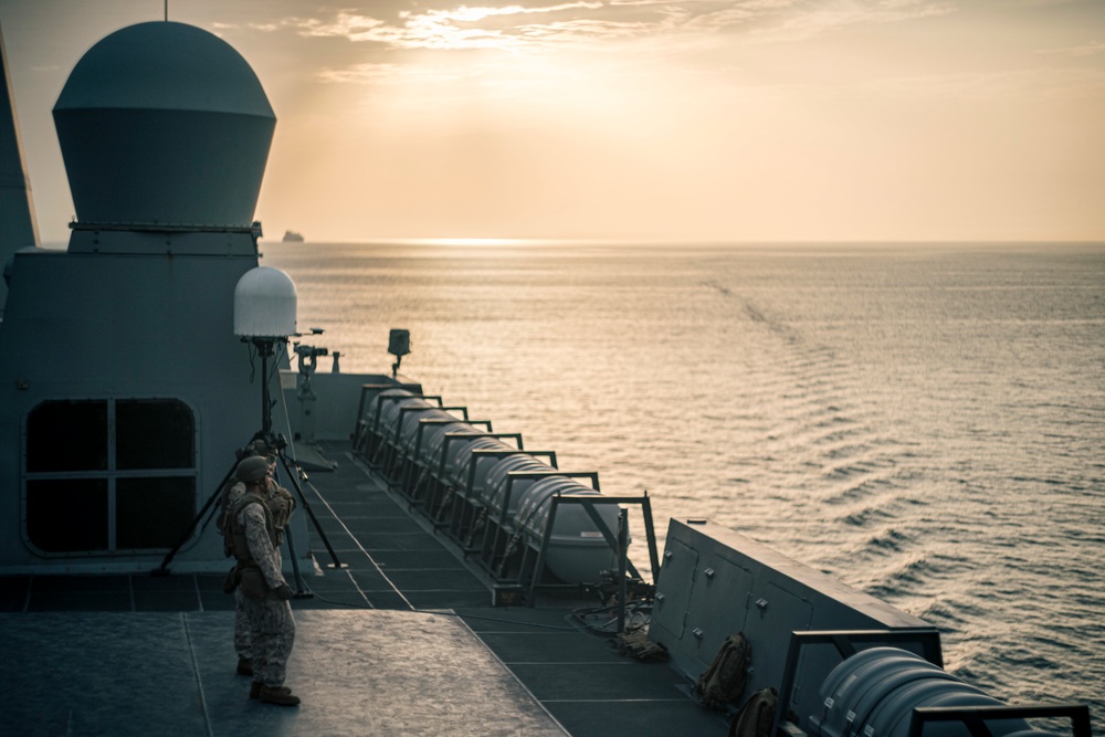 11th MEU, USS Portland transit Strait of Hormuz