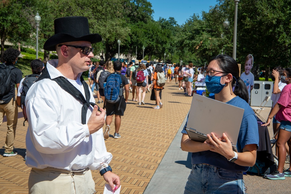 USS Constitution crew speak at University of Texas