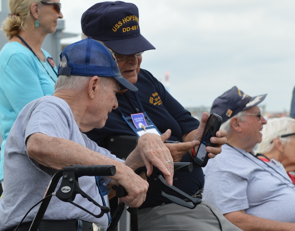 USS Hopewell (DD 681) memorial service