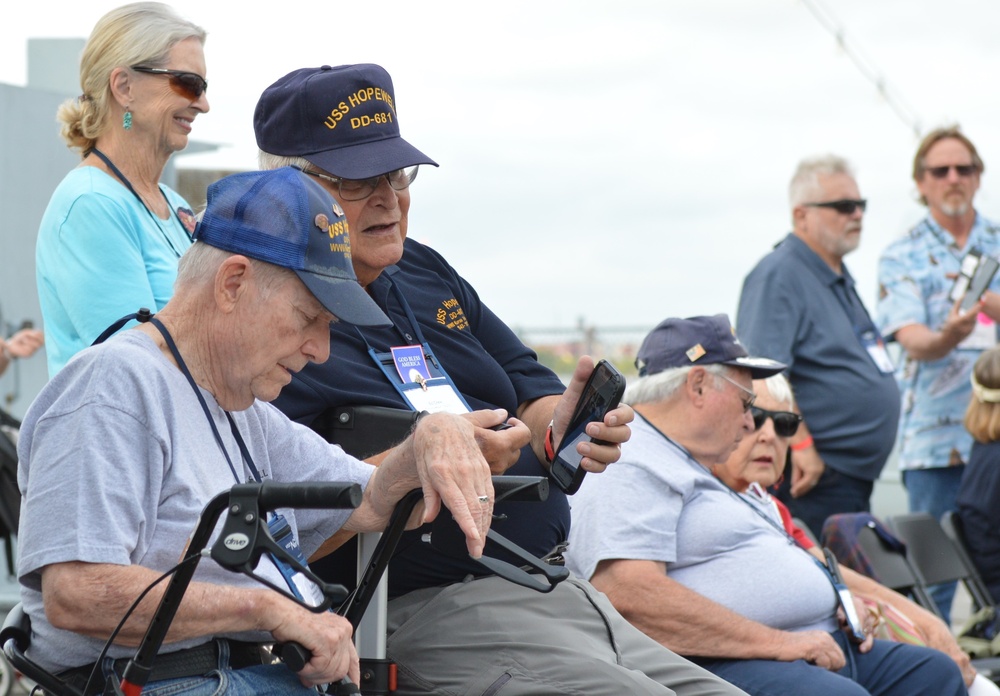 USS Hopewell (DD 681) memorial service