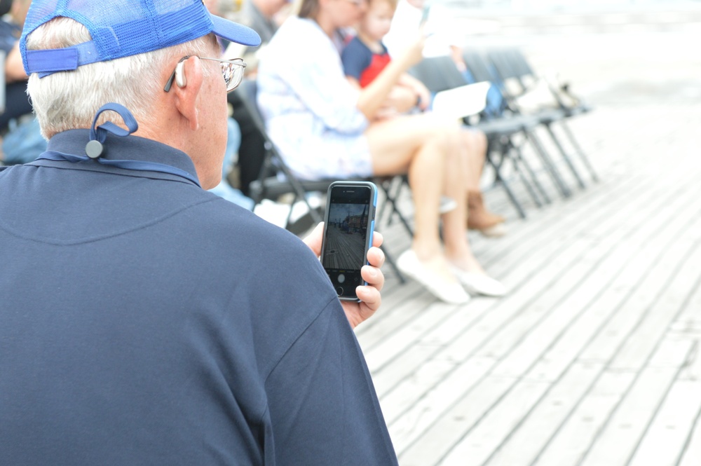 USS Hopewell (DD 681) memorial service